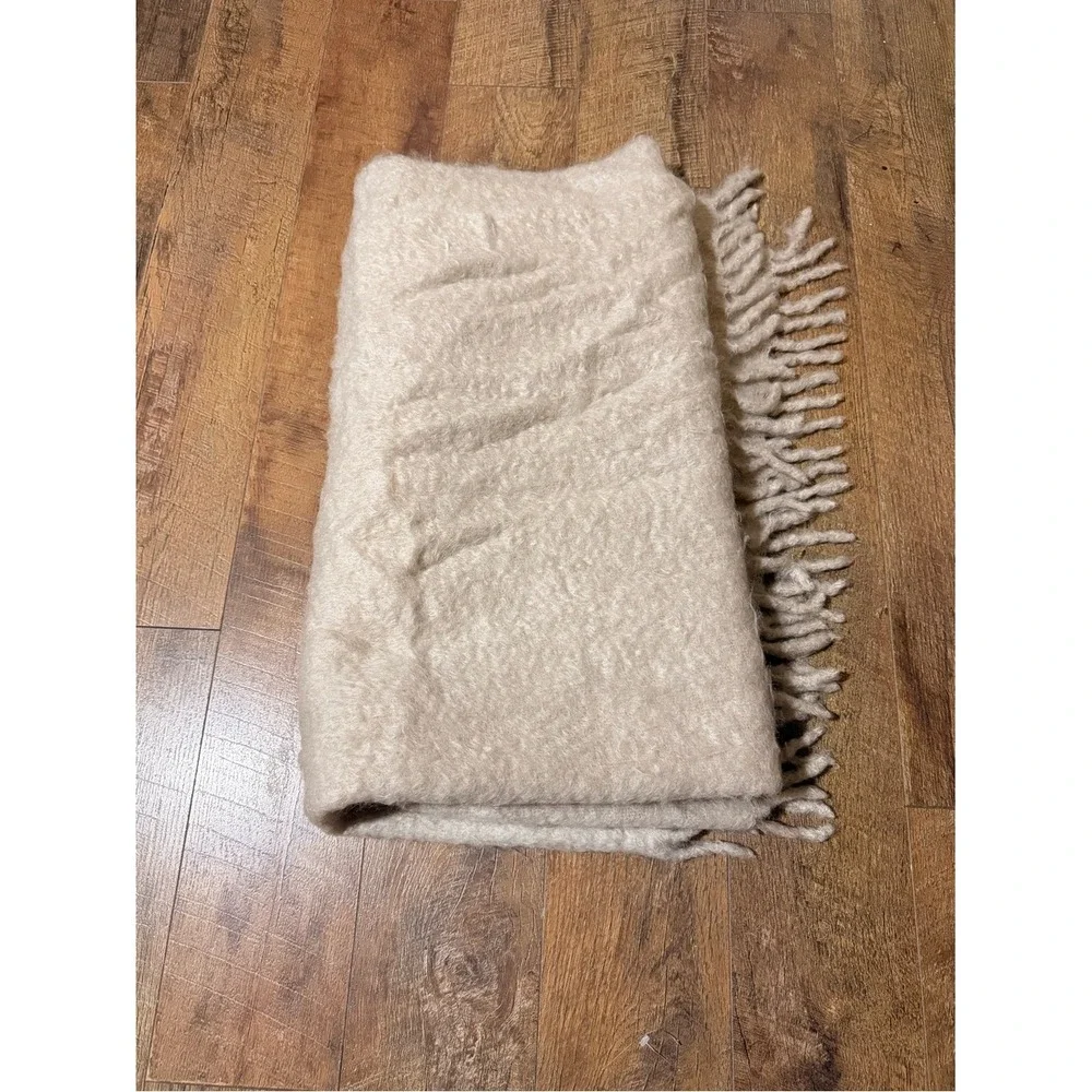RH Restoration Hardware Luxe Mohair Wool Throw Blanket Cream Ivory Spain 60x66
